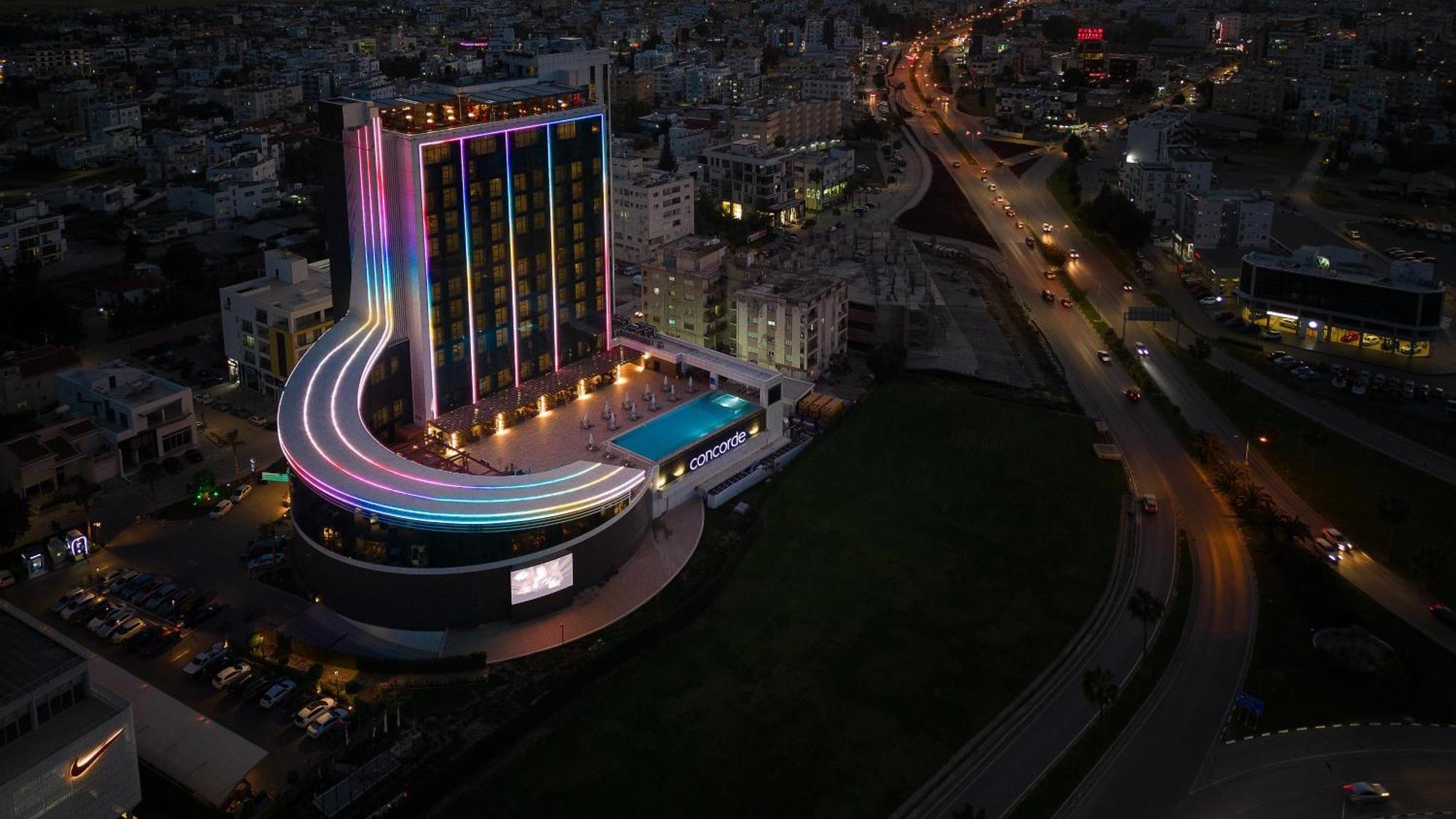 Concorde Tower Hotel & Casino Nicosia Eksteriør billede The hotel at night