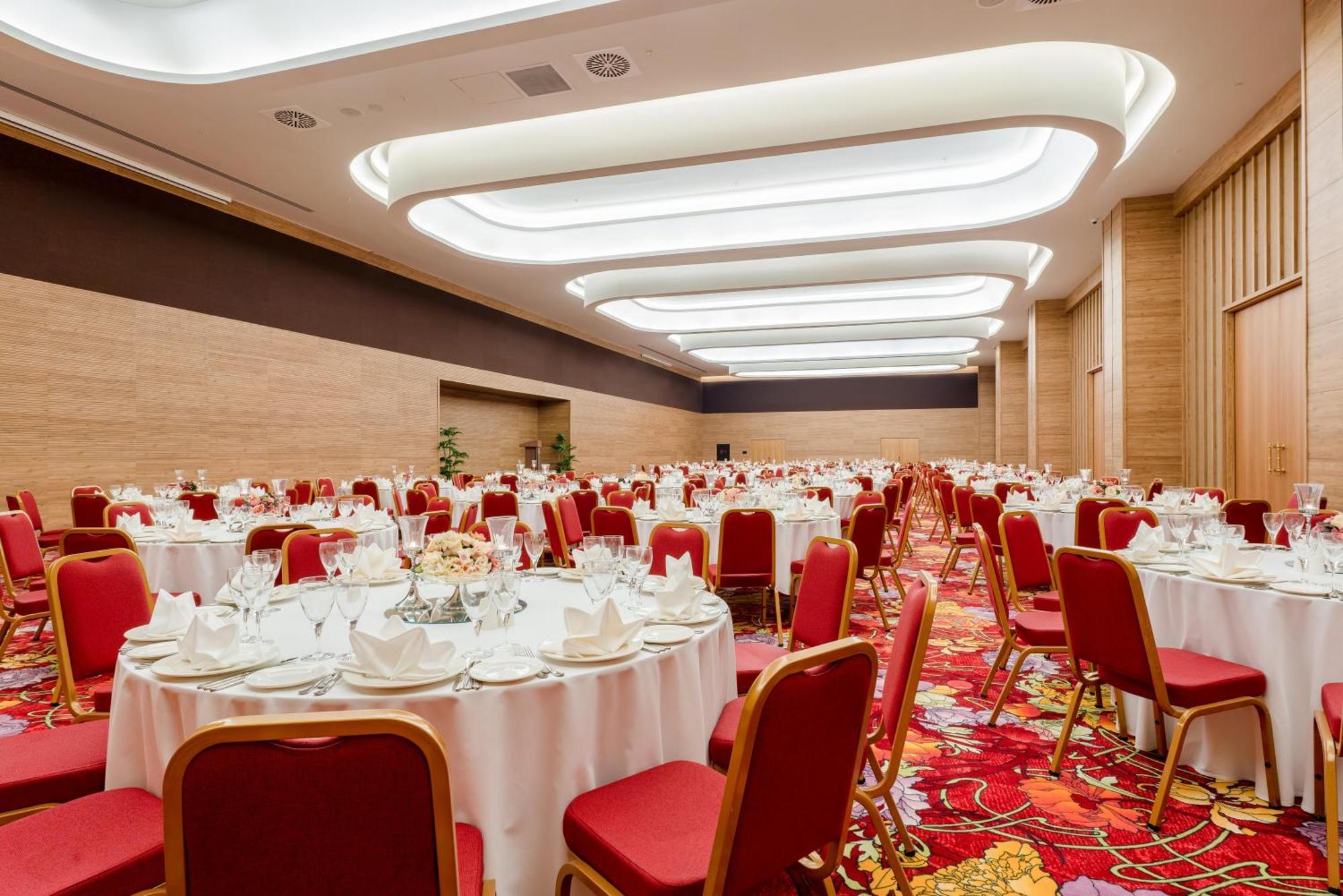Concorde Tower Hotel & Casino Nicosia Eksteriør billede The ballroom