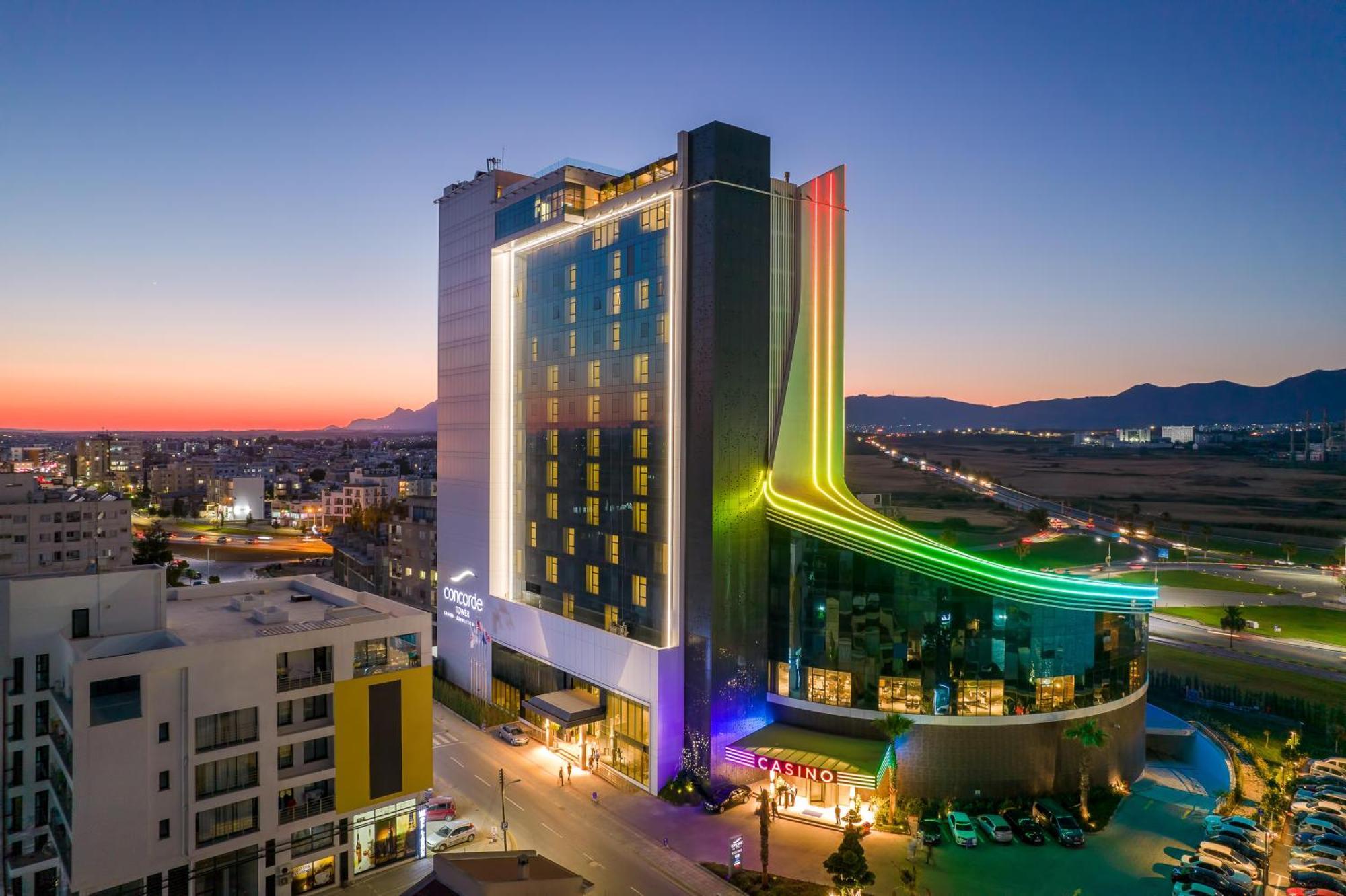 Concorde Tower Hotel & Casino Nicosia Eksteriør billede The hotel at night
